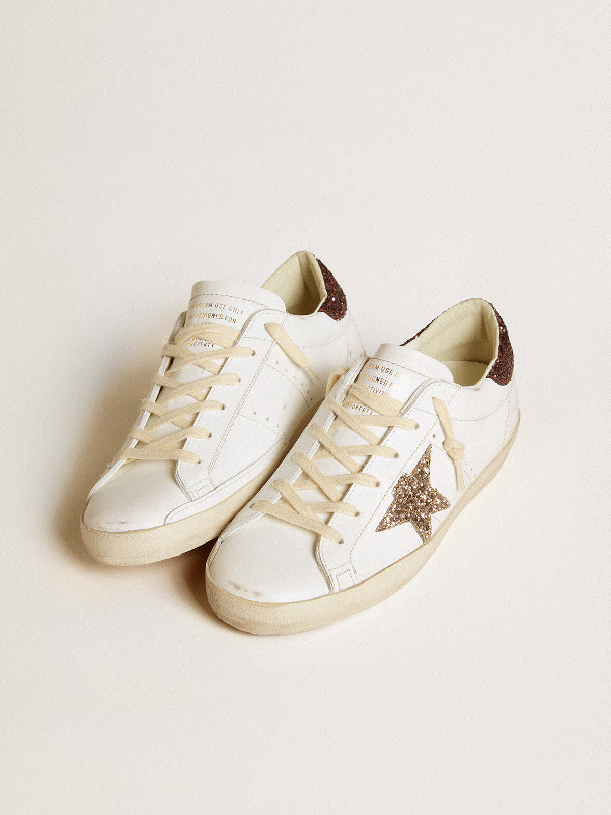 GGDB - Super-Star avec étoile à paillettes dorées et contrefort à paillettes bordeaux
