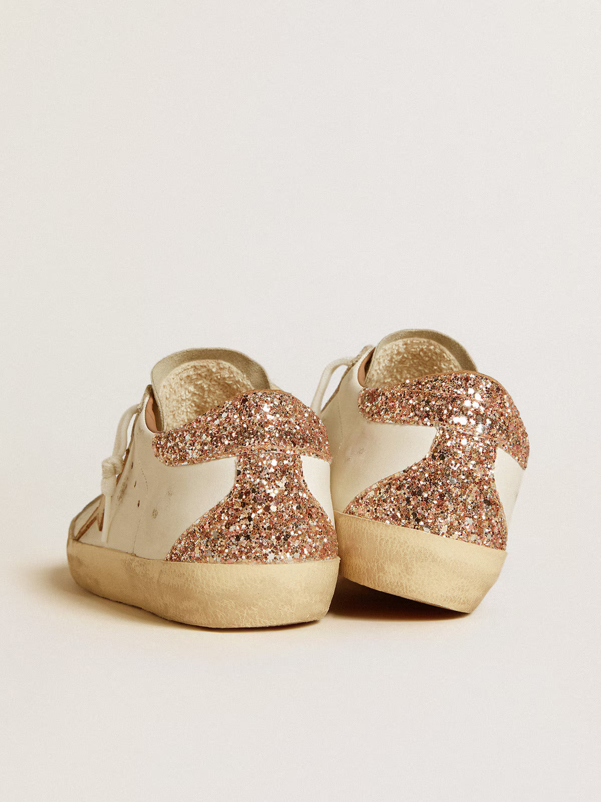 GGDB - Super-Star avec étoile en cuir nude et contrefort à paillettes dorées