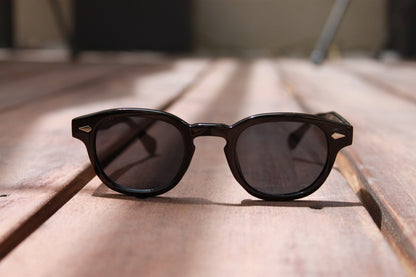 classic black